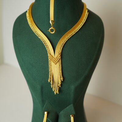 Dorika Püsküllü Set