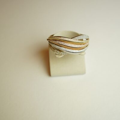 Üç Renkli Örgü Kalin Kelepce